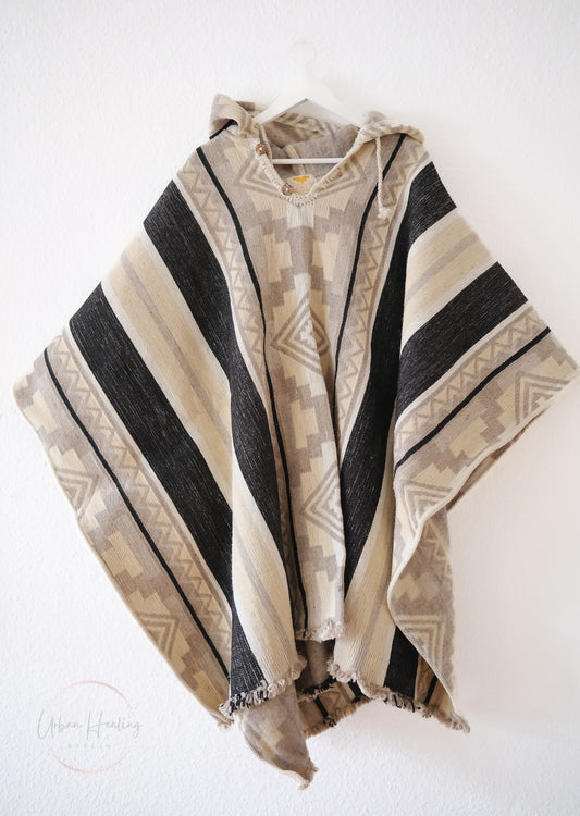 PONCHO 100 % natürliche Schafwolle / made in Ecuador